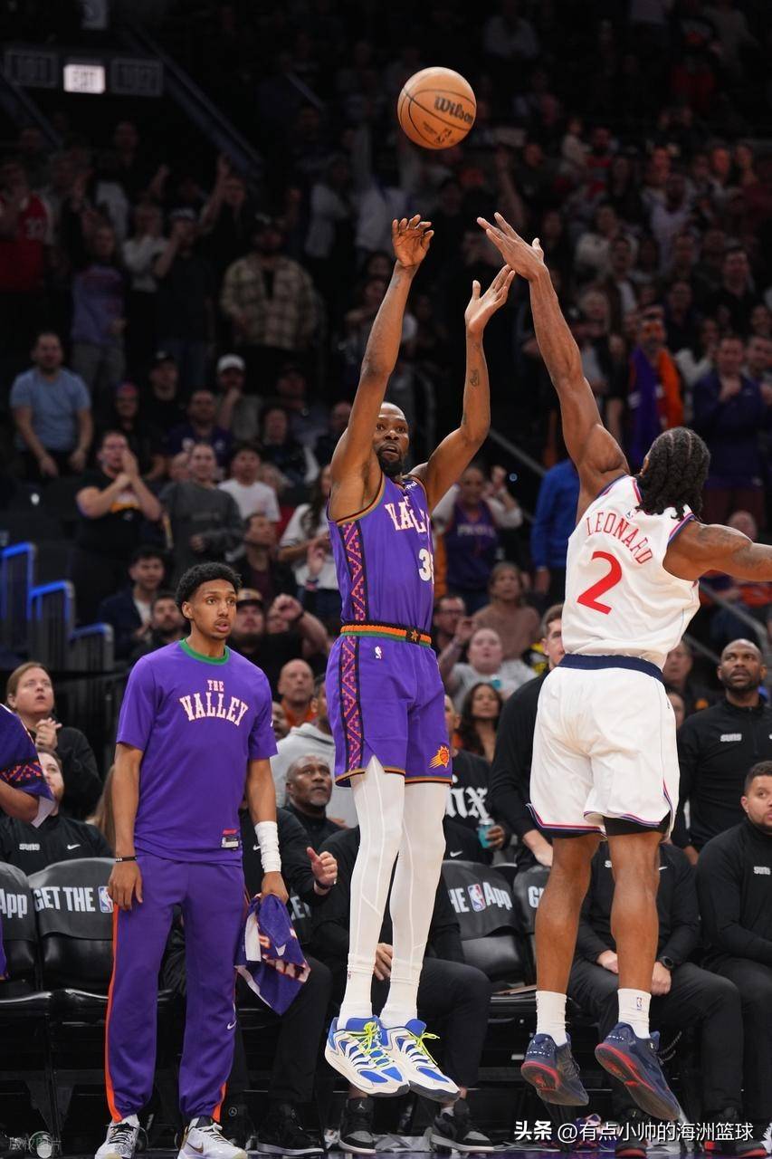 亚博-杜兰特在曼联比赛中精彩发挥，挺进下一轮引发热议！的简单介绍